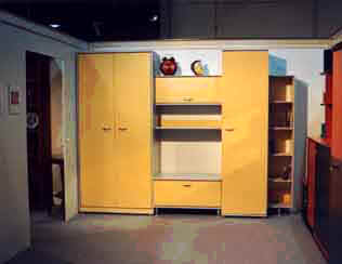 IfjS�r1.jpg (9923 bytes)