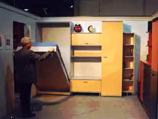 IfjS�r2.jpg (10318 bytes)