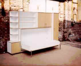 Ifj�s�gi szoba nyitva.jpg (13284 bytes)