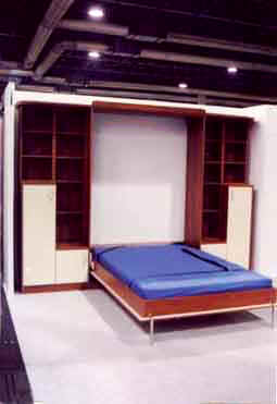 K�tszem�lyes nyitva.jpg (11569 bytes)