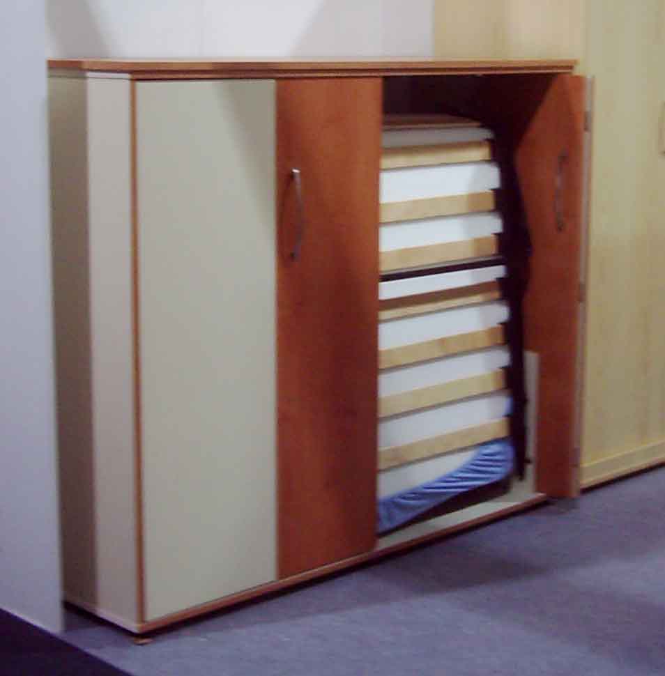 befajt2.jpg (37402 bytes)