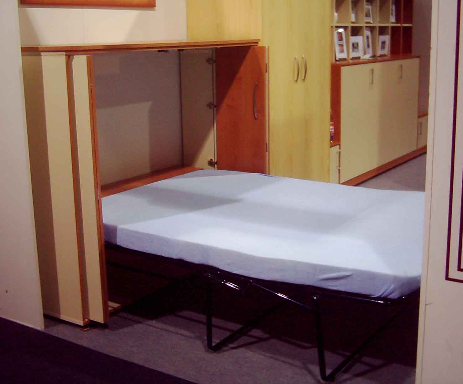 befajt5.jpg (61044 bytes)