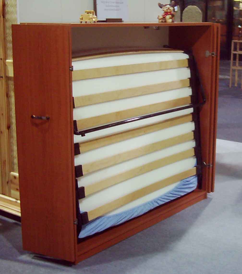 kifajt3.jpg (53312 bytes)