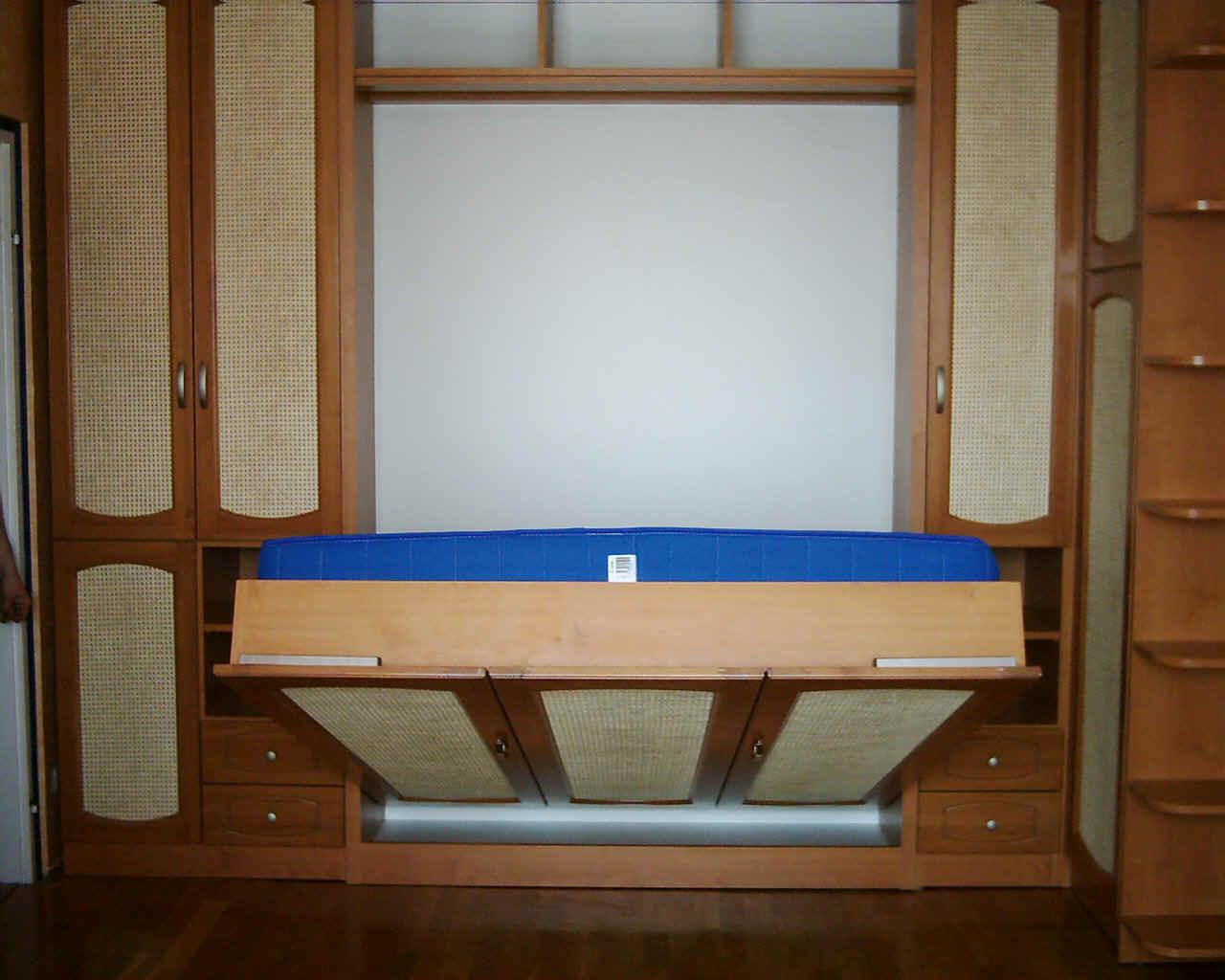 saroksz..�gybe�p3.JPG (213207 bytes)